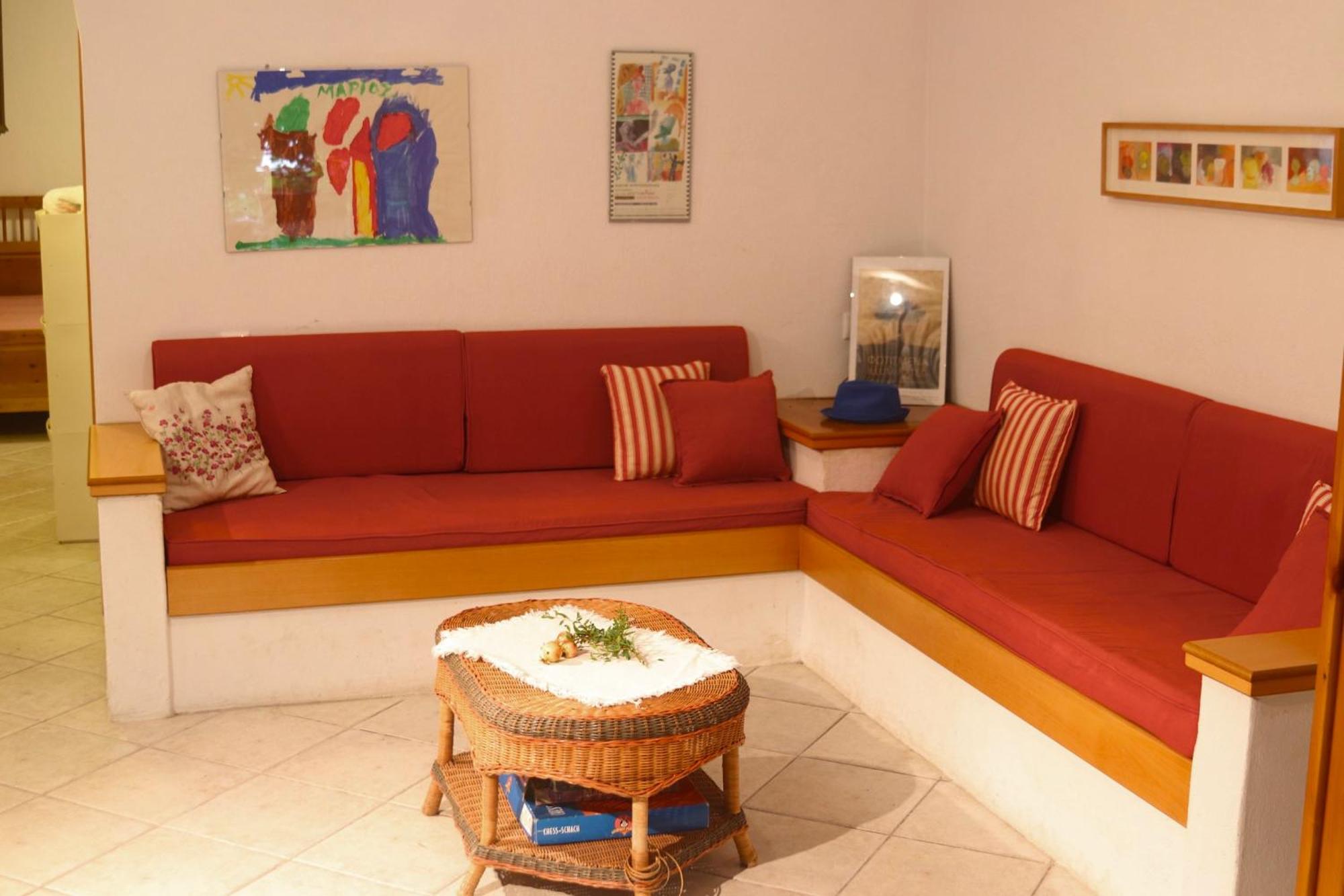 Tradiotional House Apartamento Metamorfosi  Exterior foto